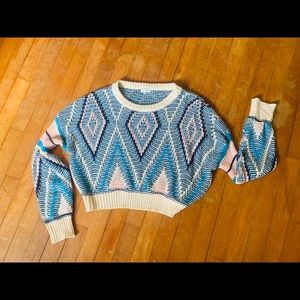 Boxy cropped sweater, stunning detail!!